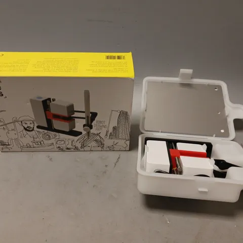 BOXED LINE-US ROBOT DRAWING ARM