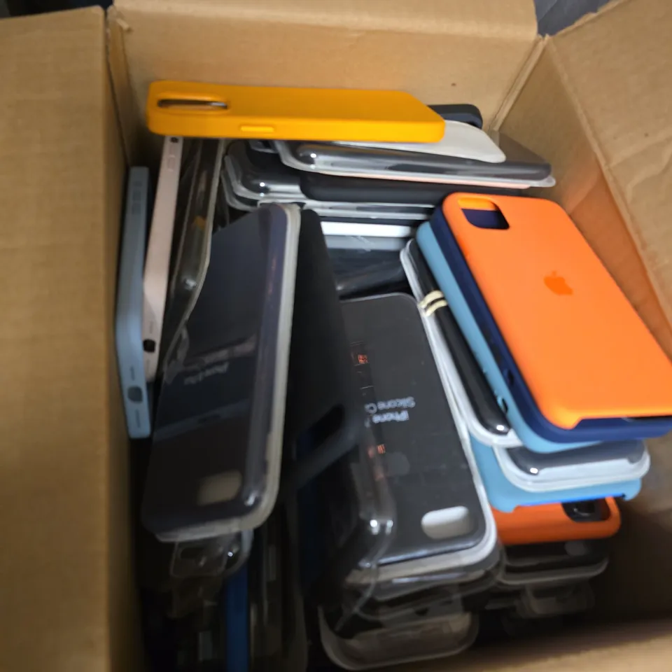 BOX OF APPROXIMATELY 80 ASSORTED MOBILE PHONE CASES INCLUDING IPHONE X CLEAR CASE AND IPHONE 8 PLUS SILICONE CASE 