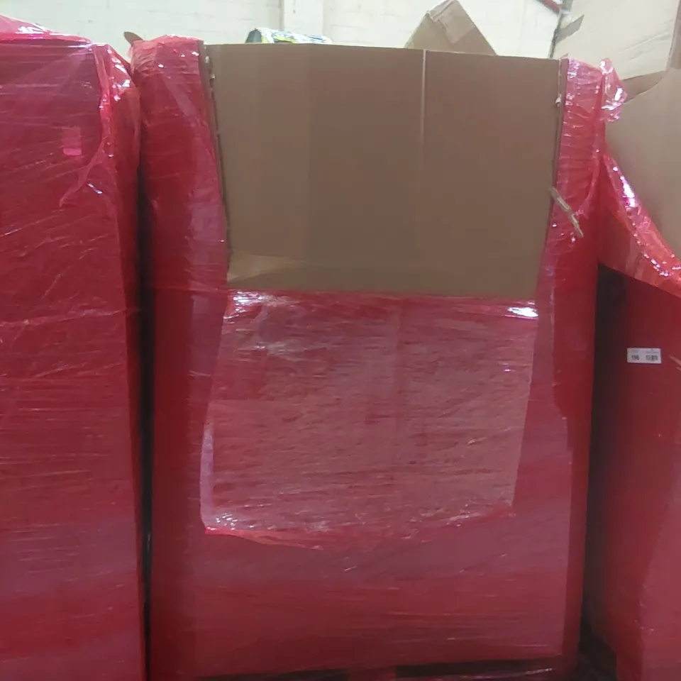 PALLET CONTAINING ASSORTED ITEMS TO INCLUDE: LED AQUARIUM LIGHT, DOG CAR SEAT, CEILING LIGHT, COLLAPSIBLE AUTO TABLE ECT