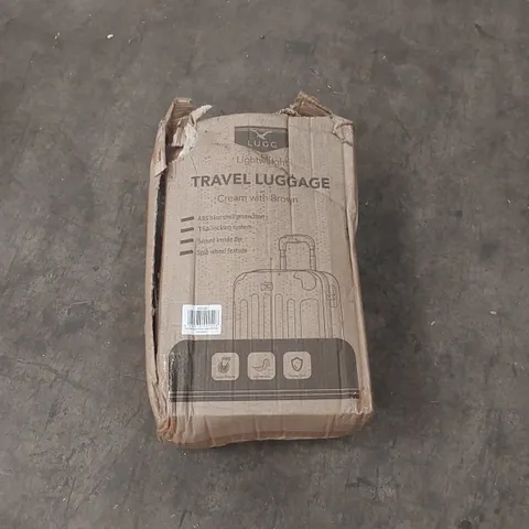 BOXED LUGG LIGHTWEIGHT TRAVEL SUITCASE 