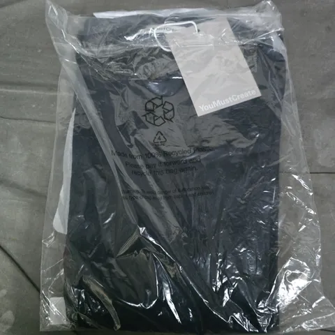 BAGGED YOU MUST CREATE SKATE T-SHIRT IN NAVY - MNEDIUM