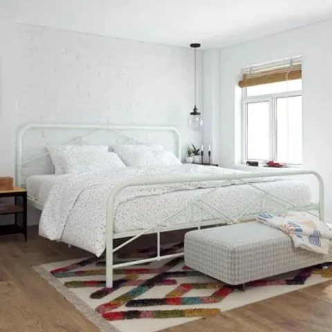 BOXED FRANCIS FARMHOUSE QUEEN BED FRAME