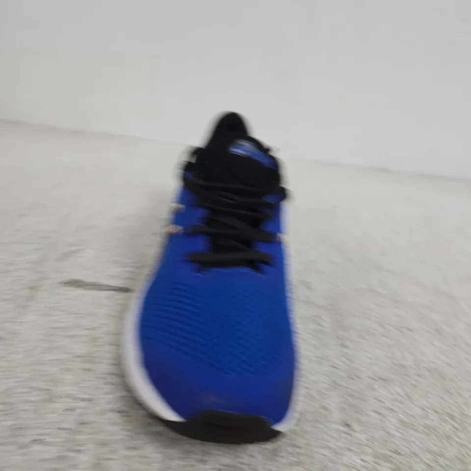 ASICS BLUE RUNNING SHOES – SIZE 3 