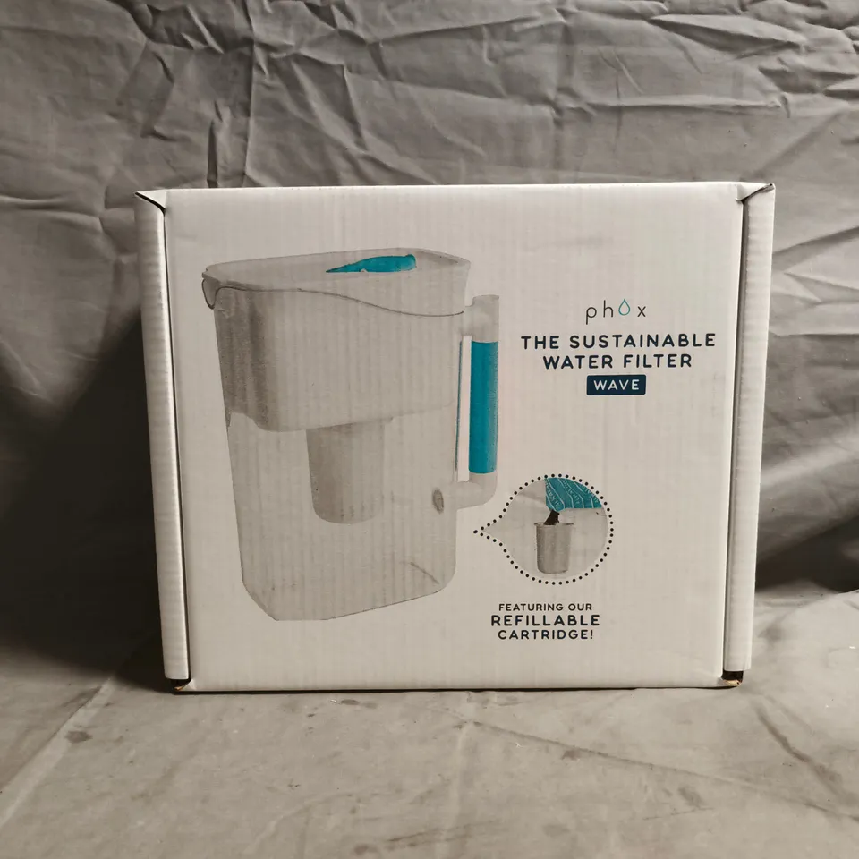 PHOX WAVE WATER FILTER PITCHER WITH REFILLABLE CARTRIDGE