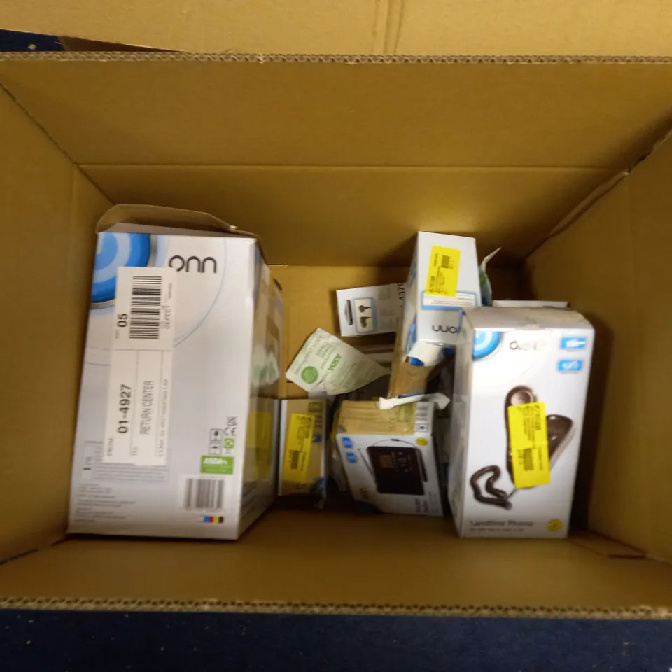 BOX OF APPROXIMATELY 11 ONN ITEMS TO INCLUDE CD BOOMBOX, WIRELESS MOUSE AND FM ALARM CLOCK