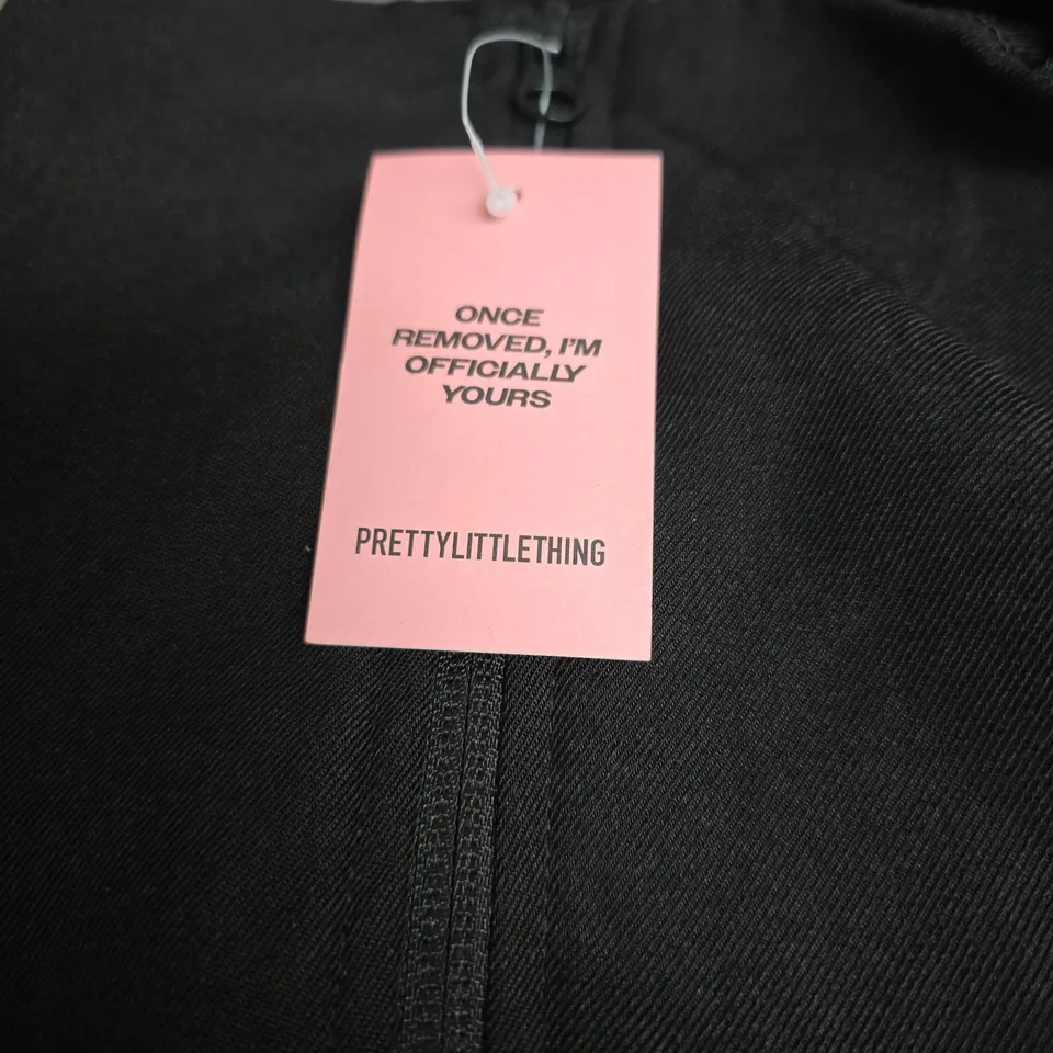 PRETTYLITTLETHING BLACK ZIP-FRONT JACKET, UK 14 – WOMEN'S CLOTHING