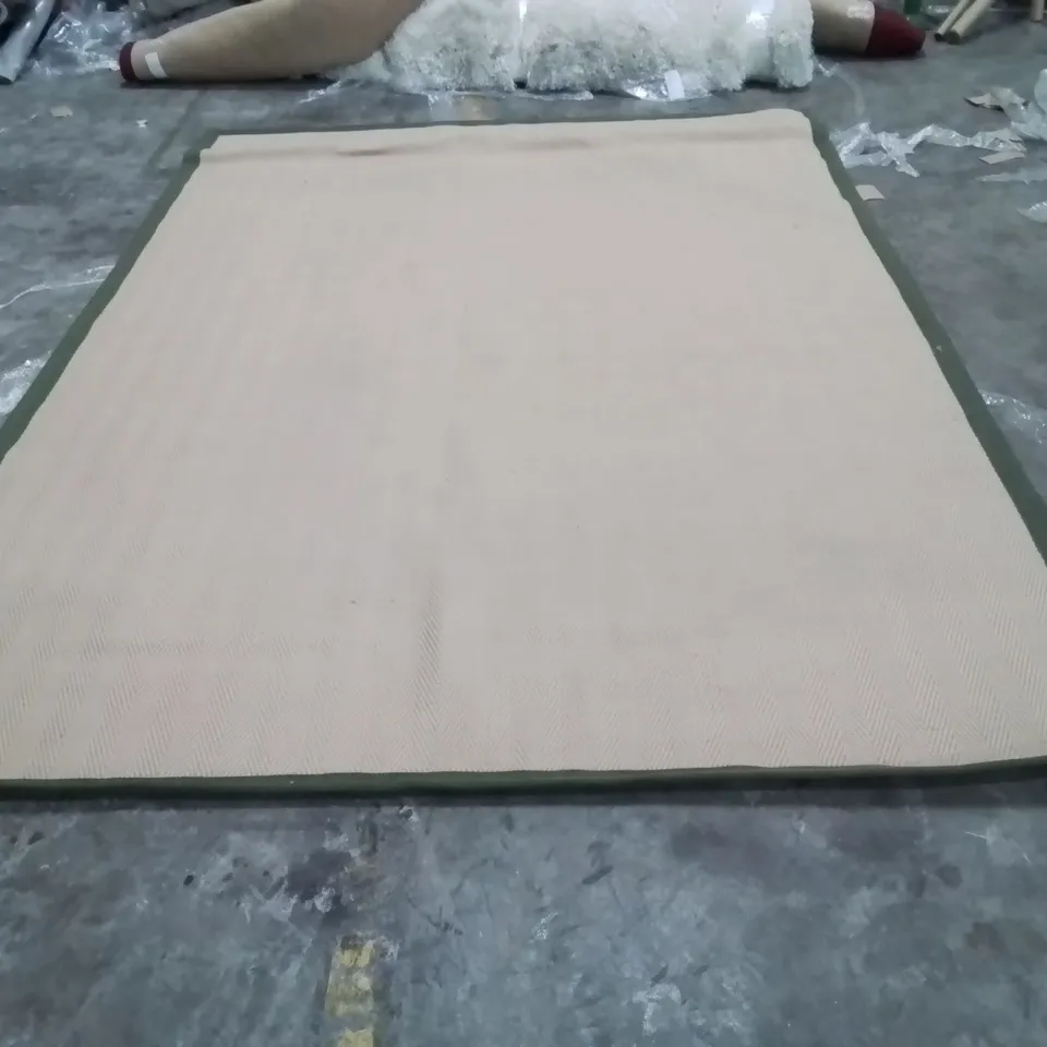 QUALITY DESIGNER AREA RUG - APPROXIMATELY 284X200