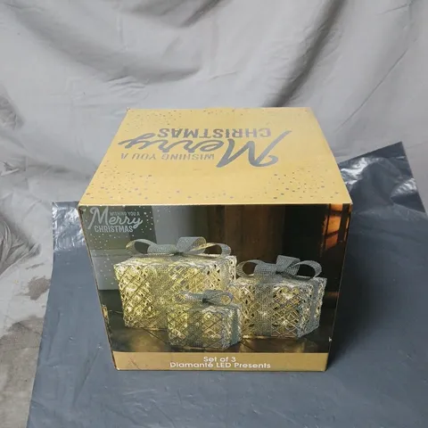 SET OF 3 DIAMANTE LED CHRISTMAS PRESENT ORNAMENTS BOXED 
