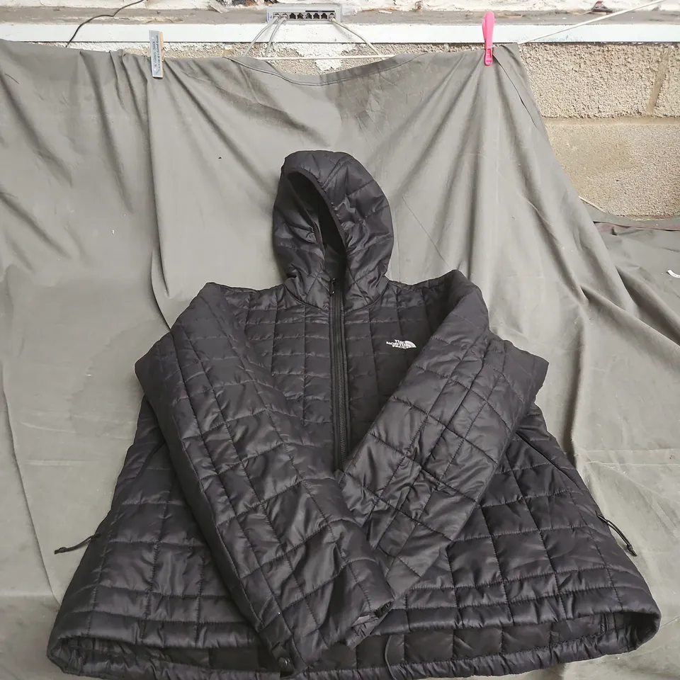THE NORTH FACE WOMENS PADDED XL BLACK COAT
