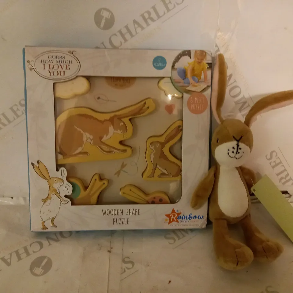 GUESS COMFORTER AND RING RATTLE RRP £19.99