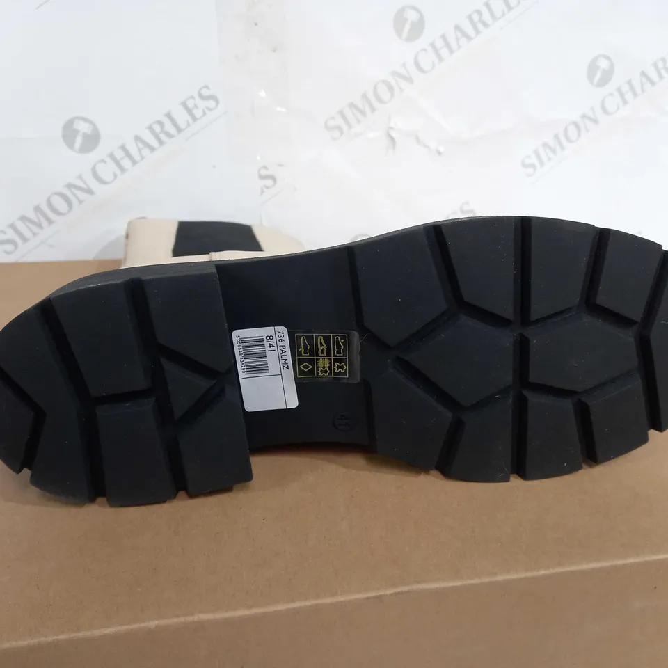 BOXED DUNE LONDON CRÈME BOOTS