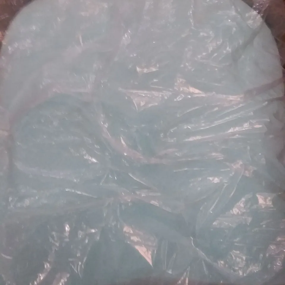 SINGLE MATRESS TOPPER AND DUVET