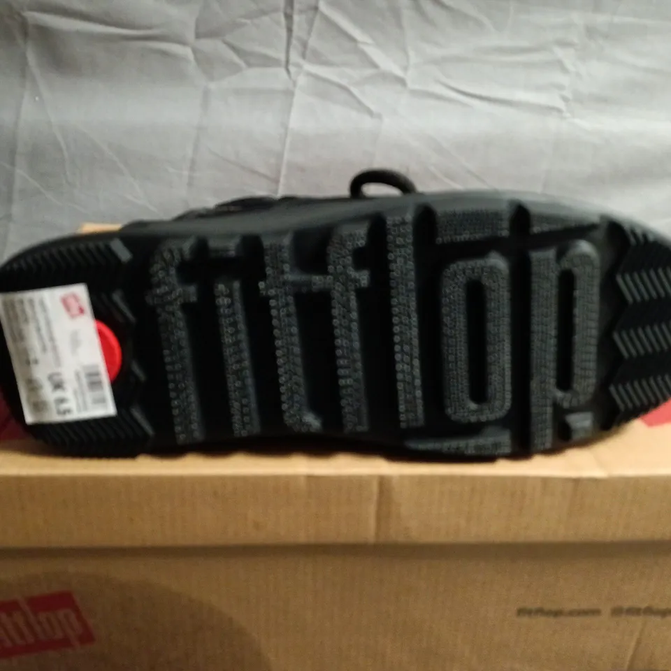 BOXED PAIR OF FITFLOP BLACK HIGH-TOP BOOTS – UK SIZE 6.5