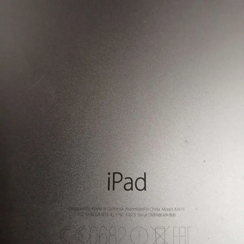 Apple iPad 9.7-inch (A1673) Rose Gold