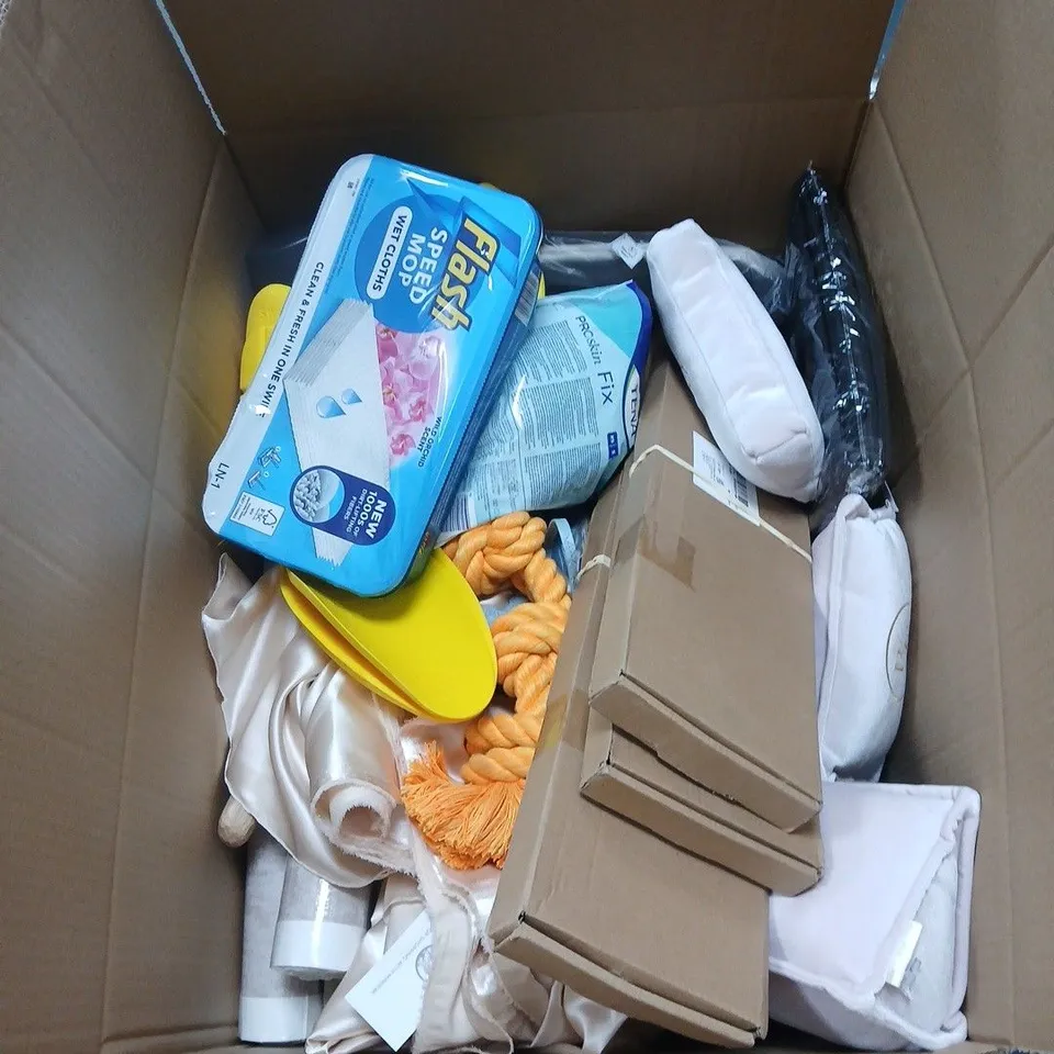 BOX OF APPROXIMATELY 15 ASSORTED HOUSEHOLD ITEMS INCLUDING TENA PRO SKIN AND FLASH WET CLOTHS