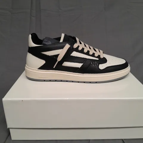 BOXED PAIR OF REPRESENT REPTOR LOW BLACK/VINTAGE WHITE SIZE 46