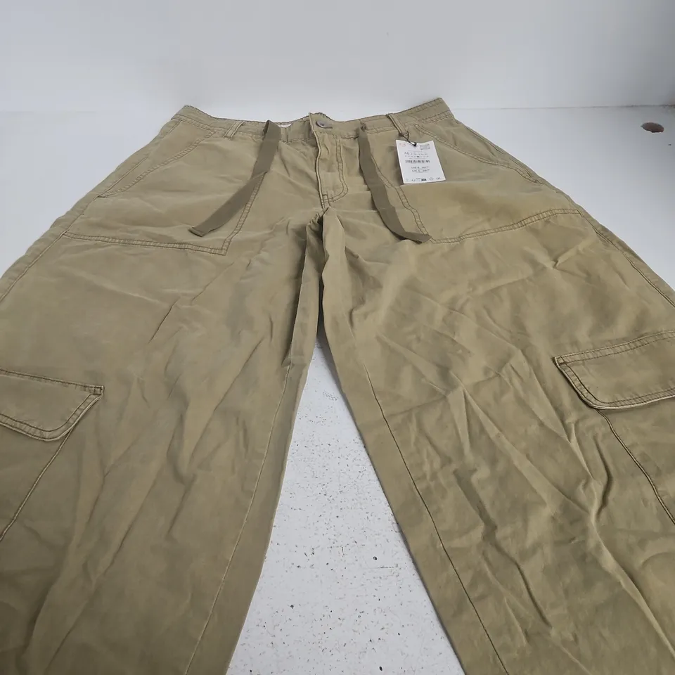 ZARA WOMEN'S CARGO TROUSERS – UK 12 (EU 40) KHAKI – MADE IN MOROCCO