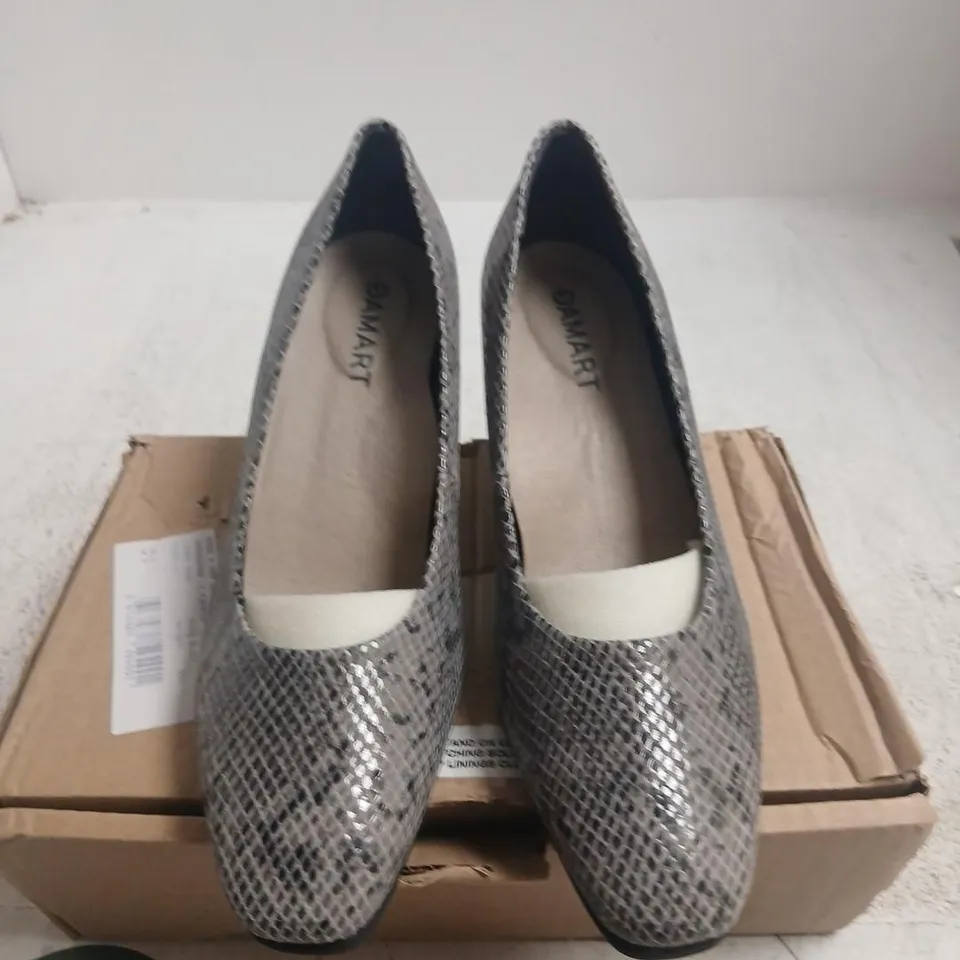DAMART GREY SNAKE COURT SHOES – UK 5