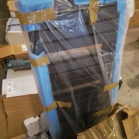 BOXED TERMA RADIATOR IN BLACK 