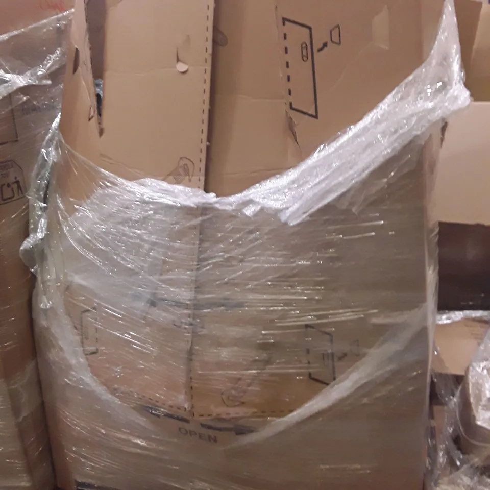 PALLET CONTAINING ASSORTED HOUSEHOLD PRODUCTS INCLUDING BEACH UMBRELLA, BABY STROLLER & WARM NIGHT LIGHT