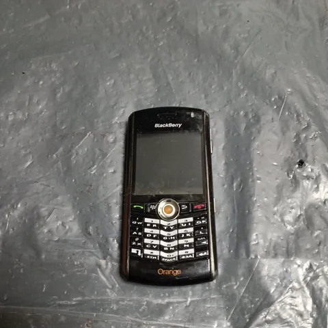 BLACKBERRY SMARTPHONE WITH QWERTY KEYBOARD – ORANGE BRANDING