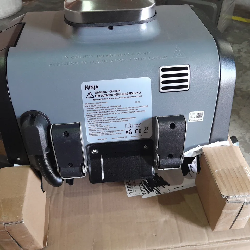 NINJA WOODFIRE ELECTRIC BBQ GRILL & SMOKER OG701UK