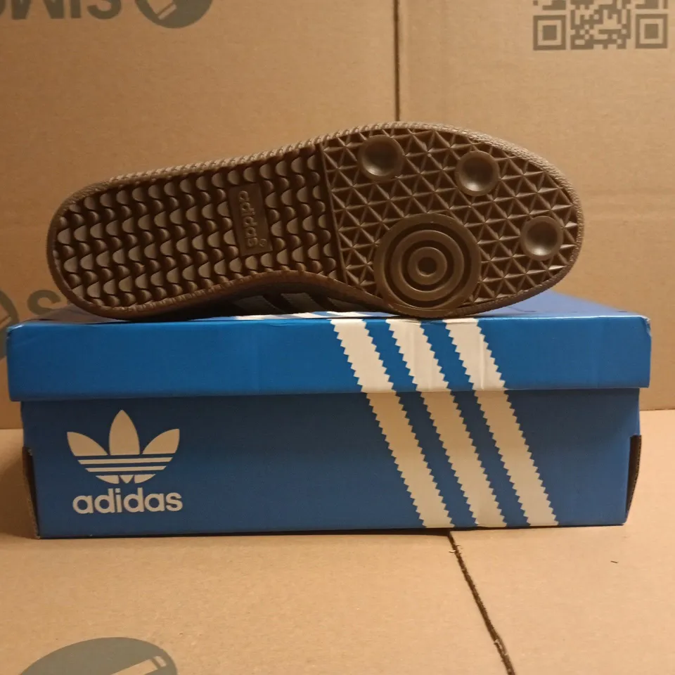 BOXED PAIR OF ADIDAS SAMBA TRAINERS IN ANIMAL PRINT SIZE UK 5