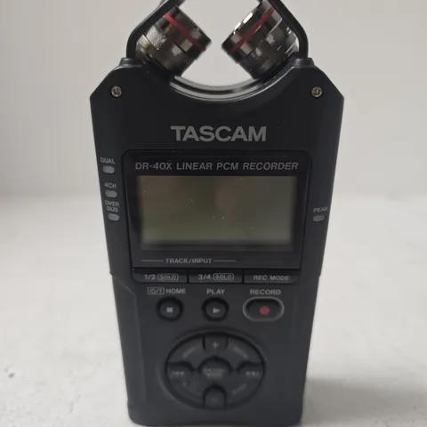 TASCAM DR-40X LINEAR PCM RECORDER 