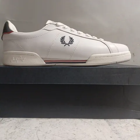 BOXED PAIR OF FRED PERRY LACE UP SHOES IN WHITE SIZE UK 10