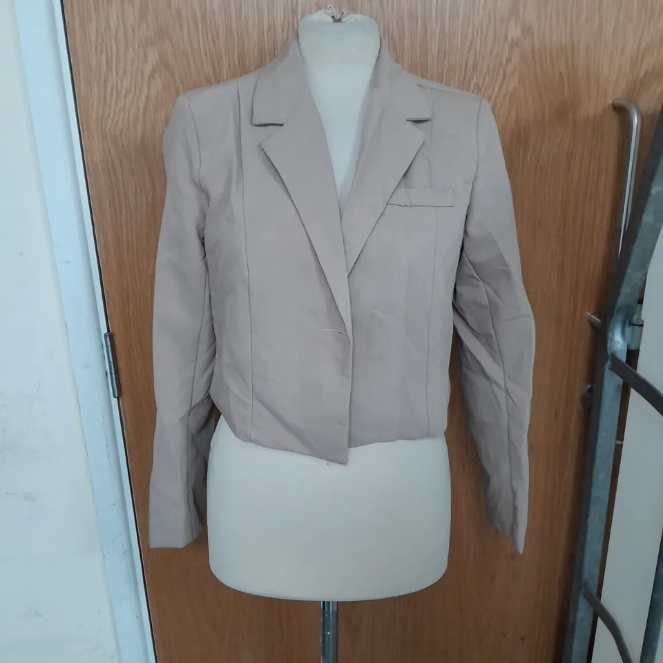 DAZY CROPPED TAILORED FIT BLAZER JACKET IN BEIGE SIZE M