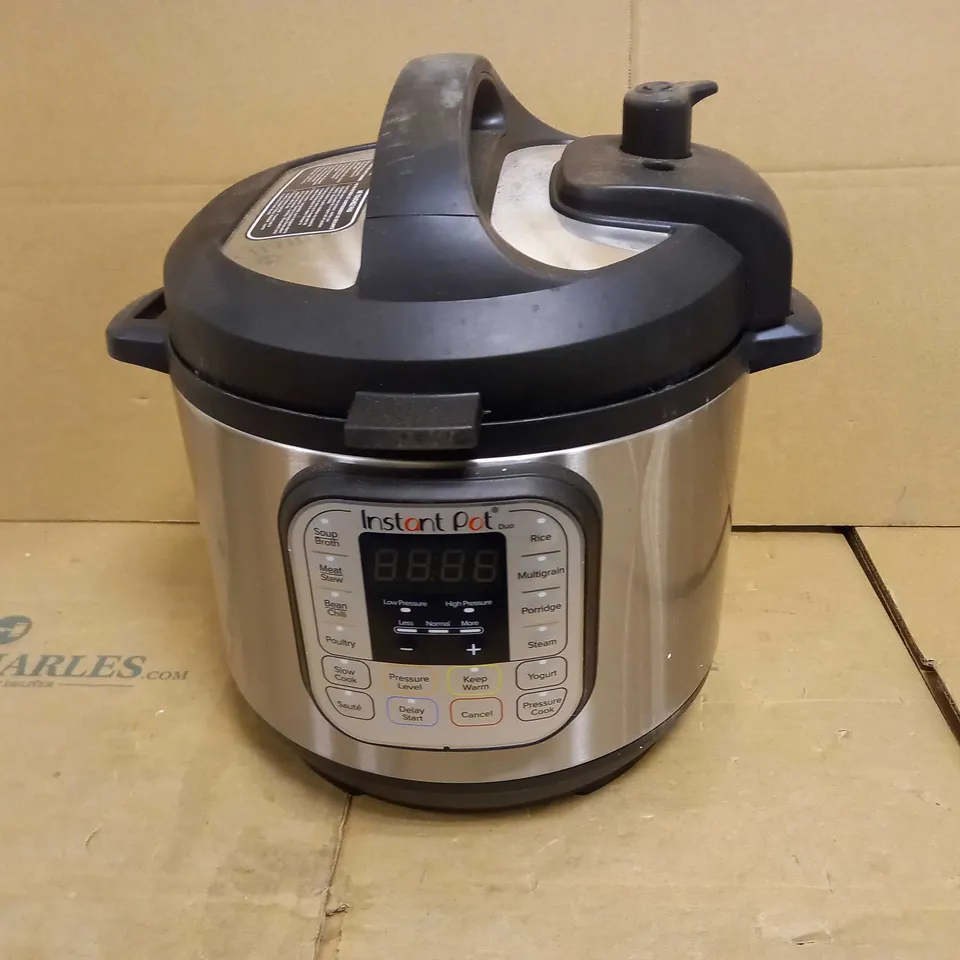 INSTANT POT DUO SMART PRESSURE COOKER