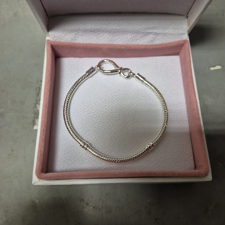 BOXED PANDORA INFINITY CLASP BRACELET 