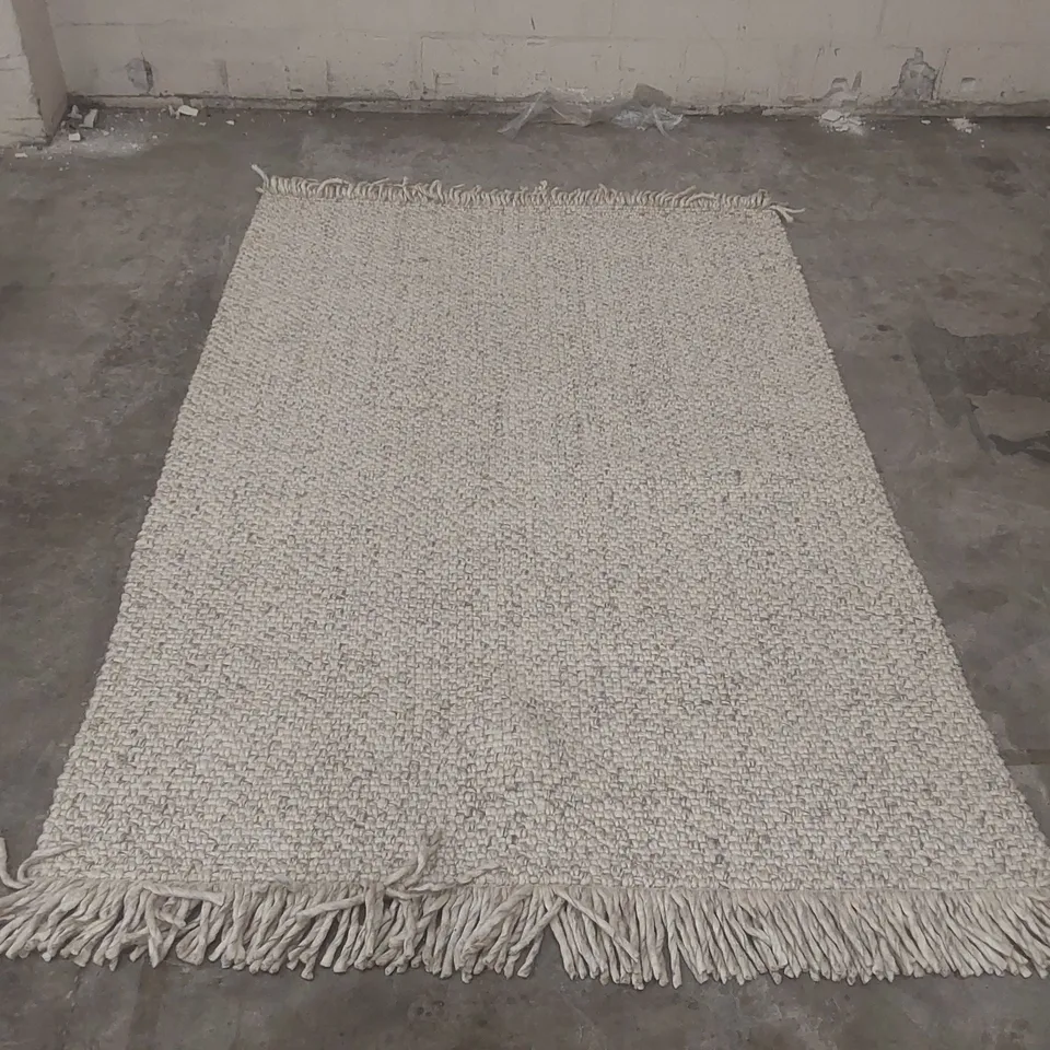 QUALITY DESIGNER AREA RUG - APPROXIMATELY 230 x 160cm