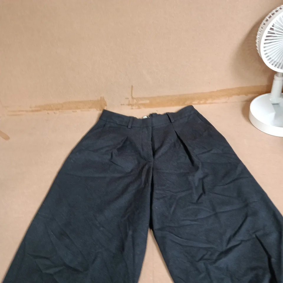 M&S TROUSERS – UK 10 REGULAR, DARK NAVY
