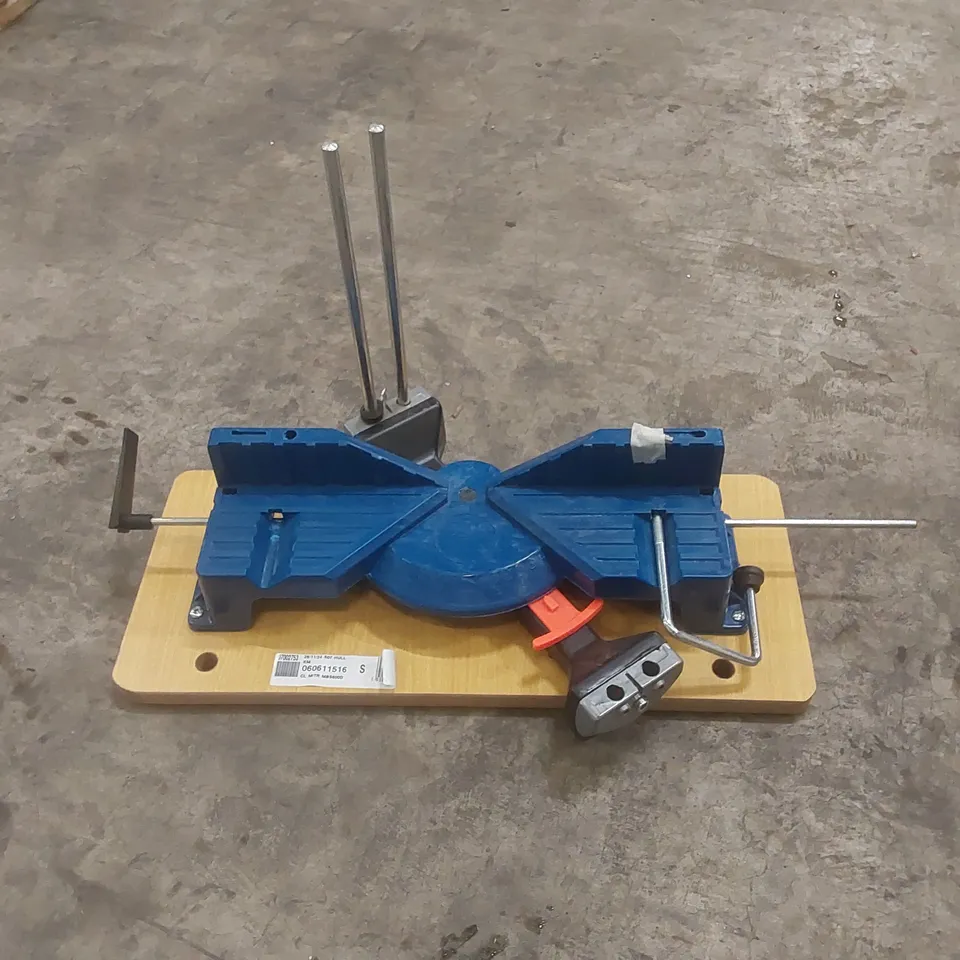 BOXED CLARKE 600MM COMPOUND MITRE SAW BASE