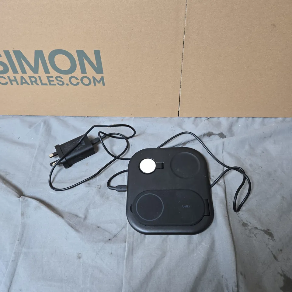 Belkin 3-in-1 Wireless Charging Dock