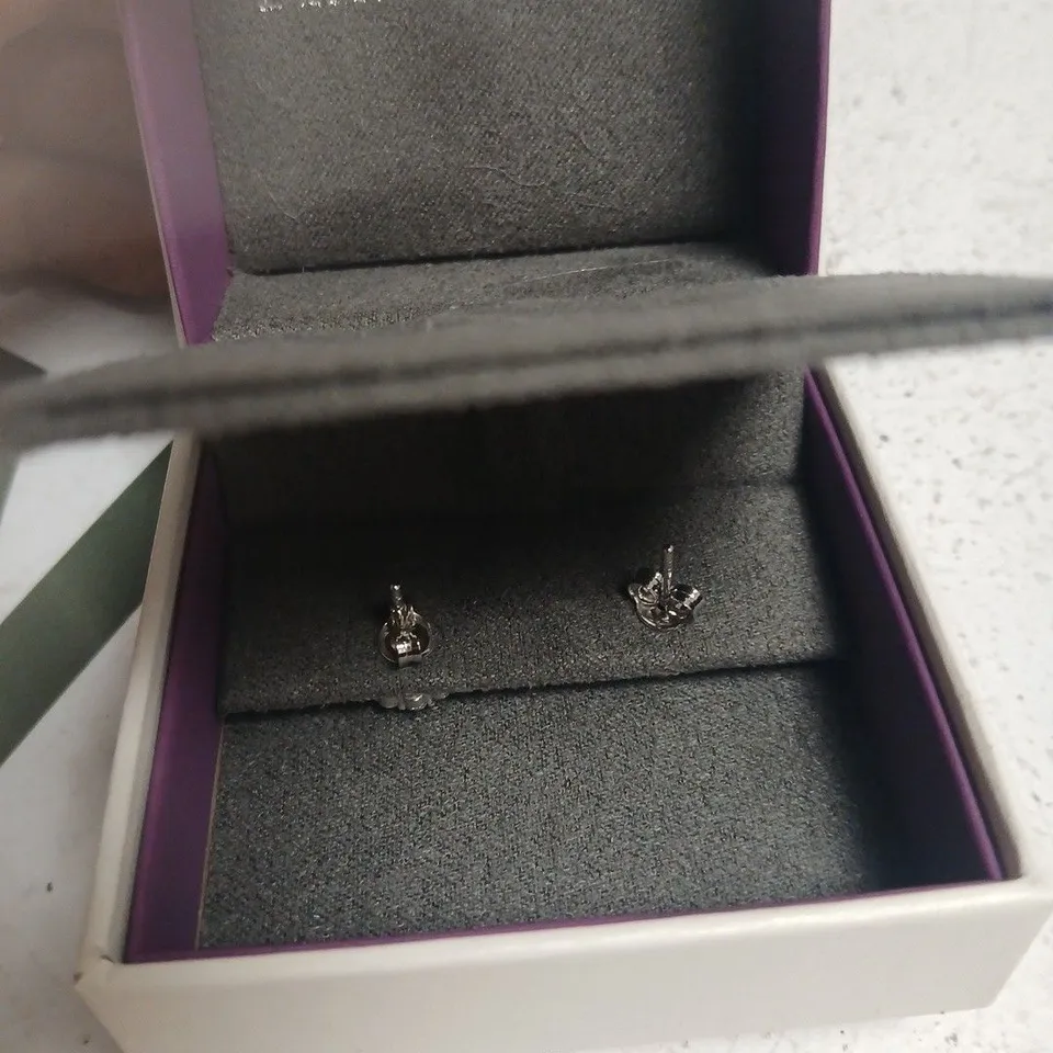 BEAVERBROOKS FLOWER CLUSTER EARRINGS – BOXED