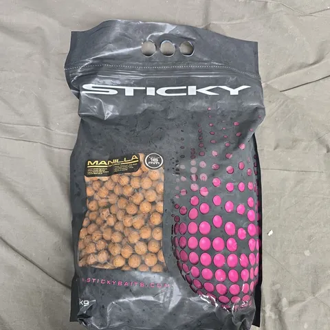 STICKY BAITS MANILLA 16MM FISH FOOD PELLETS – 5KG BAG