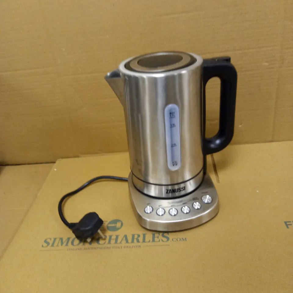ZANUSSI DIGITAL CORDLESS KETTLE 