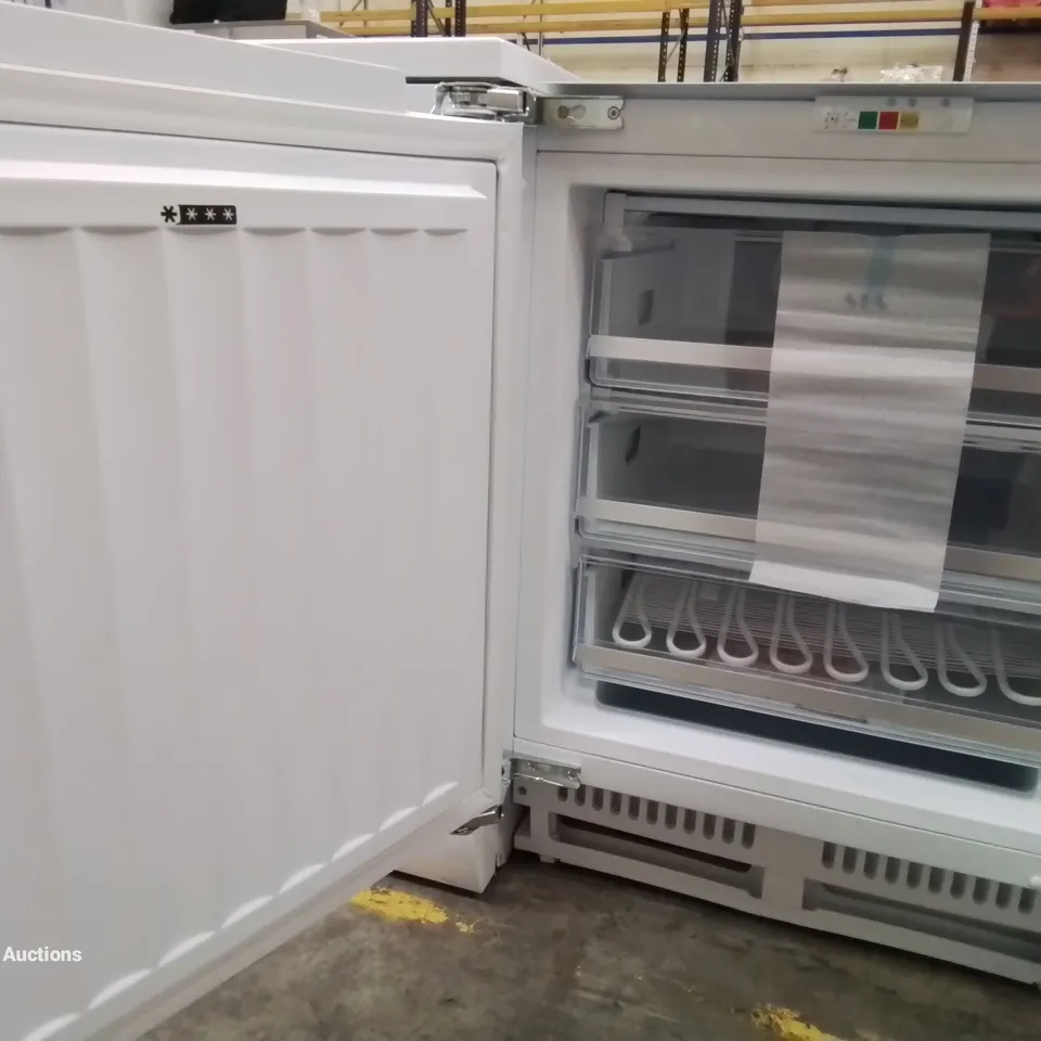 SIA INTERGRATED UNDER COUNTER 3 DRAWER FREEZER IN WHITE - (RFU103)