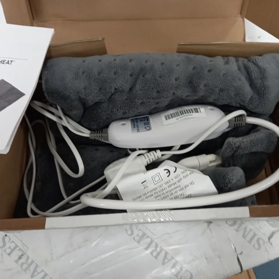 CALMING HEAT WEIGHTED 6 SPEED MASSAGE HEATING PAD