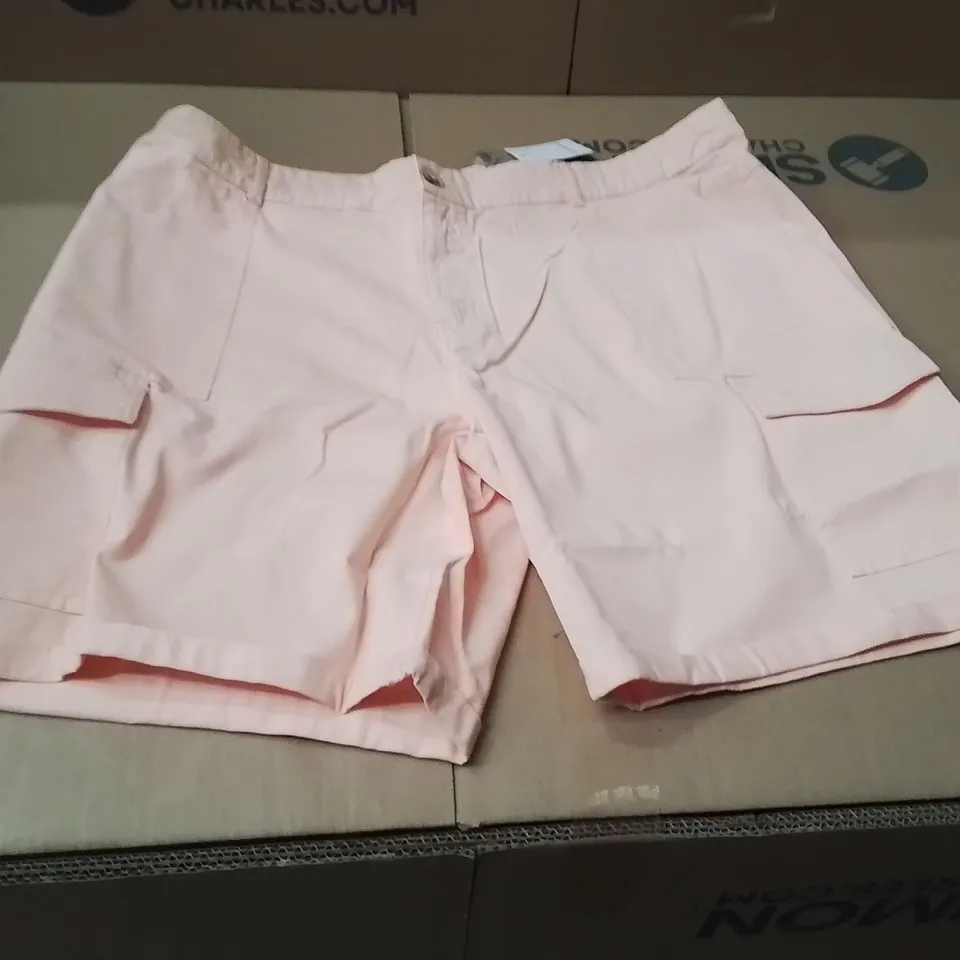 BOXED BRAND NEW APPROXIMATELY 26 JD WILLIAMS PEACH CARGO SHORTS SIZE 20
