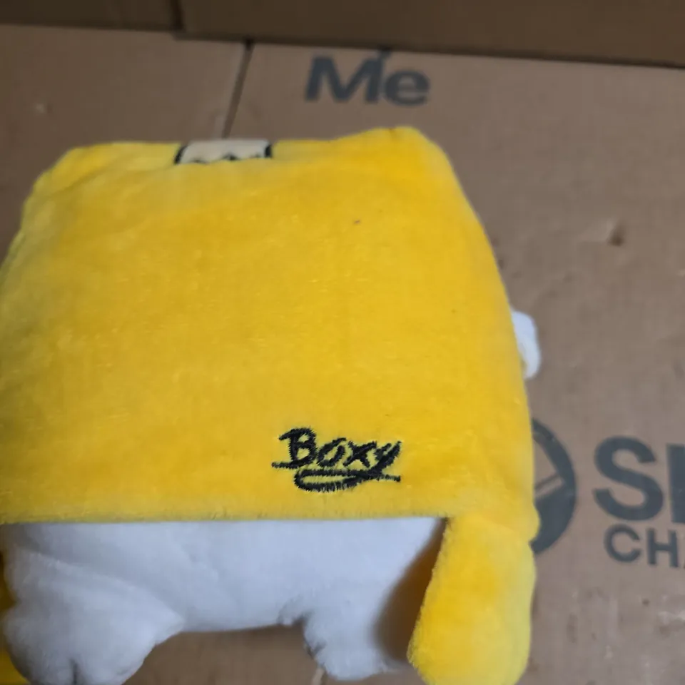 LANKYBOX BOXY PLUSHIE 
