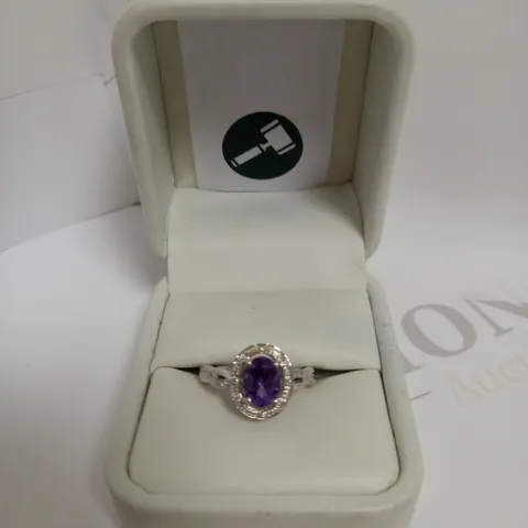 DESIGNER 9CT WHITE GOLD AMETHYST AND DIAMOND DRESS RING, +-1.09CT