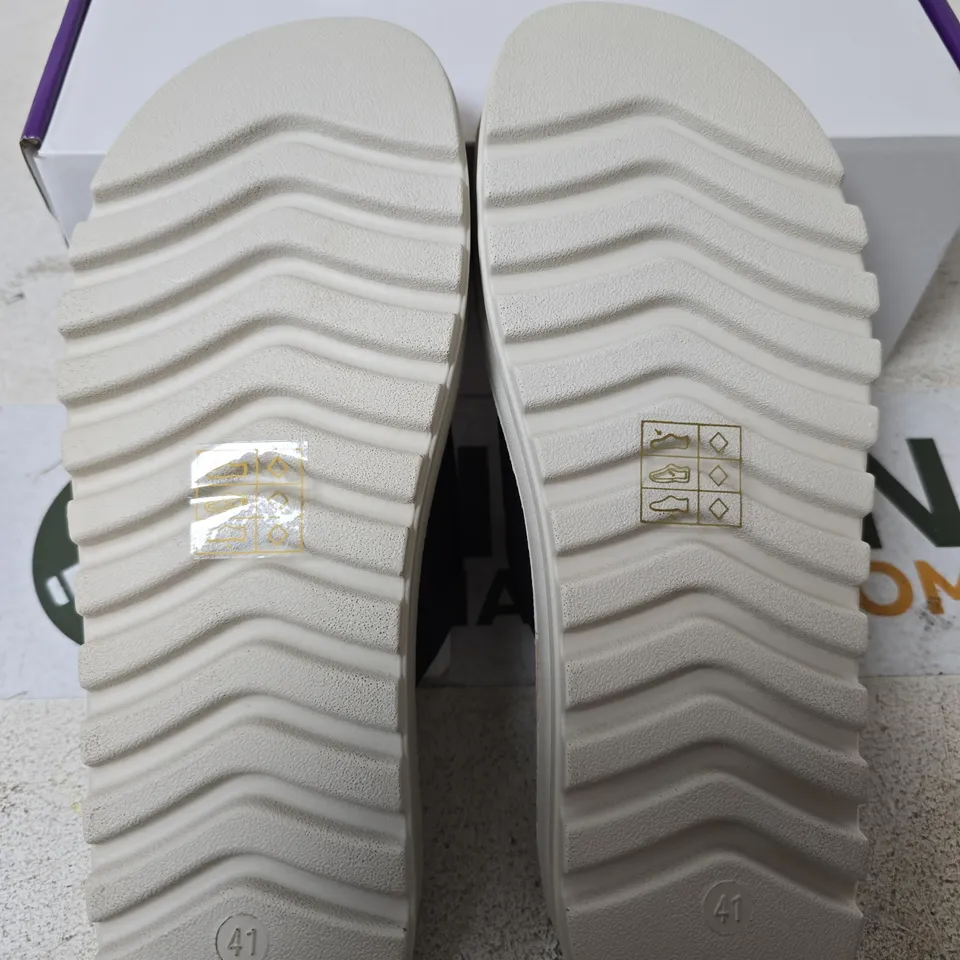 BOXED LOTUS VOLOS SANDALS, BLACK - SIZE EU 41