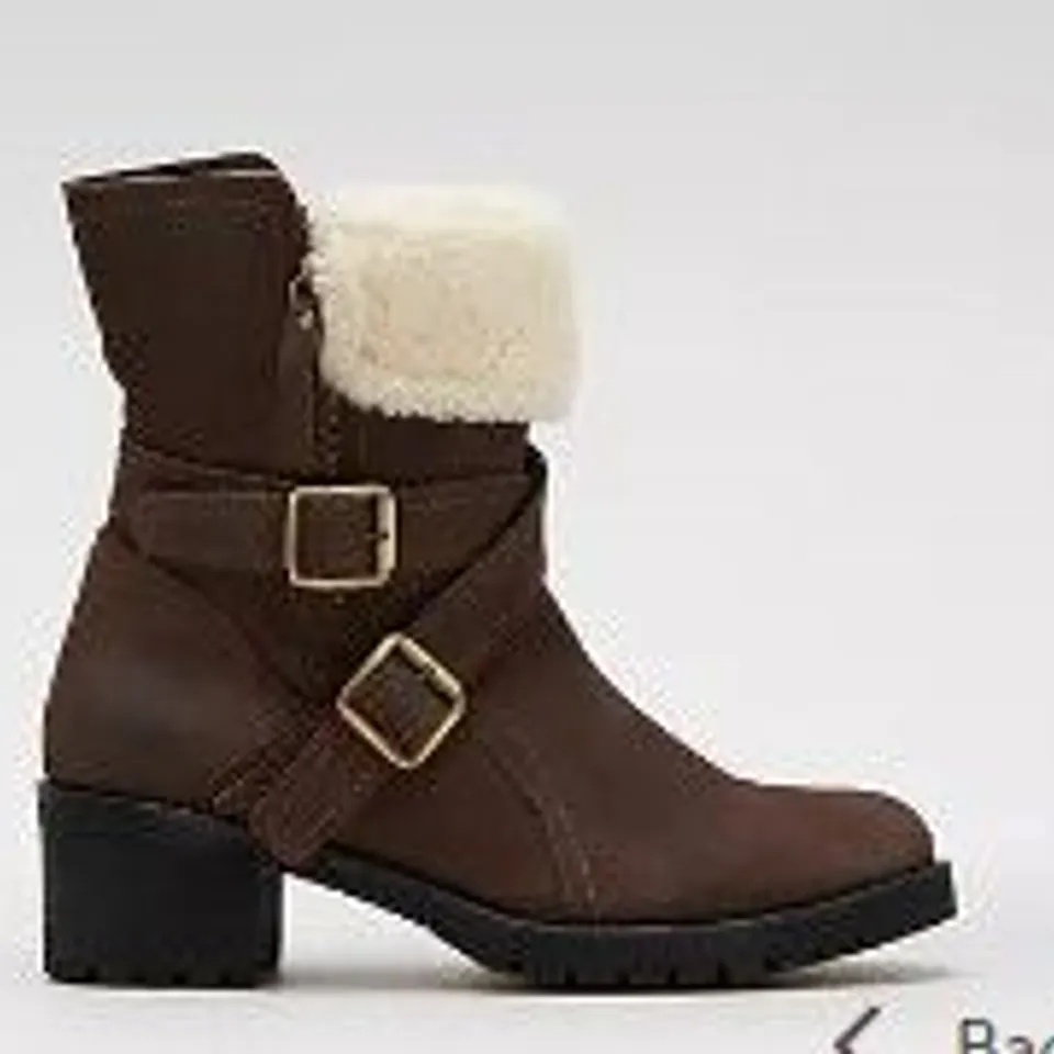 RUTH LANGSFORD CASUAL BOOT OAK SIZE 5