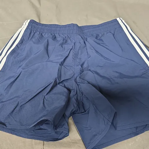 ADIDAS NAVY BLUE SHORTS SIZE L