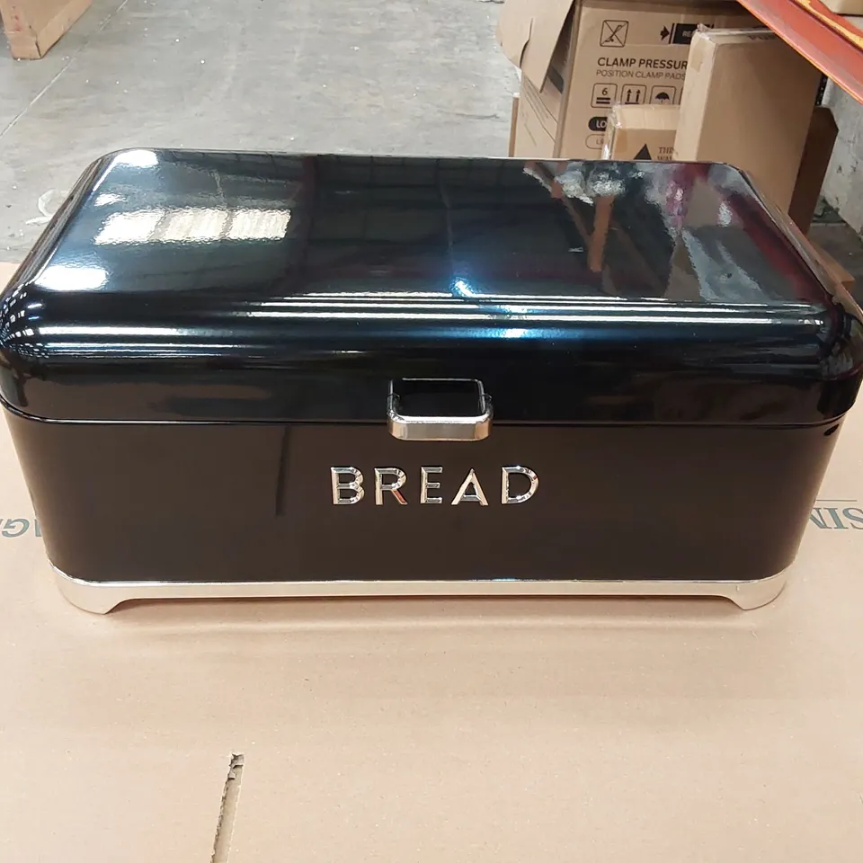BOXED LOVELLO BREAD BIN (1 BOX)