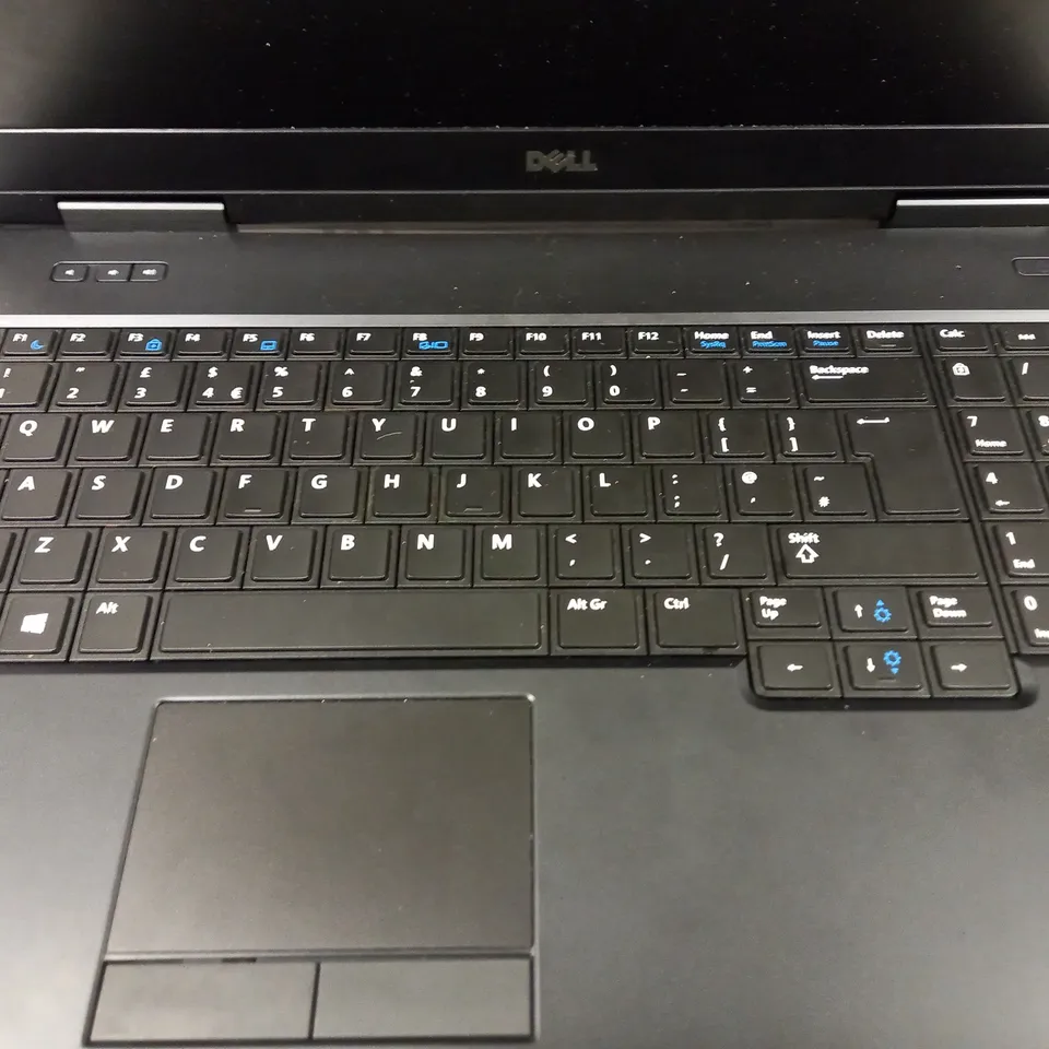 DELL LATITUDE E5540 LAPTOP IN BLACK