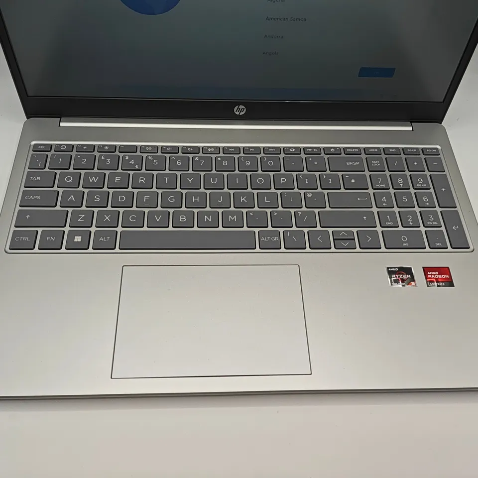 BOXED HP RYZEN3 128GB SSD LAPTOP IN SILVER - 15-FC0004NA